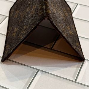 Vintage LOUIS VUITTON Monogram Compact Card case